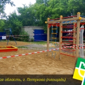 Детская площадка в городе Петухово